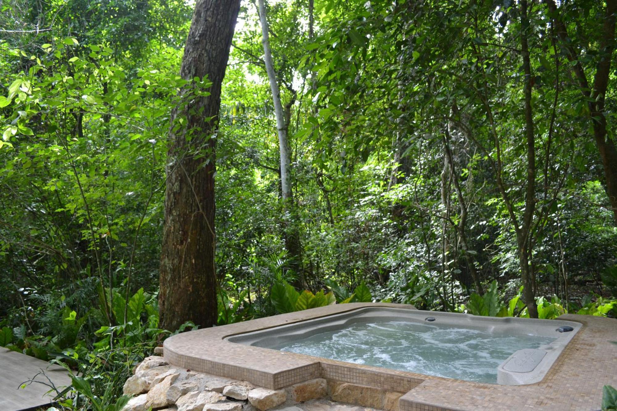 Hotel Jungle Lodge تيكال الغرفة الصورة